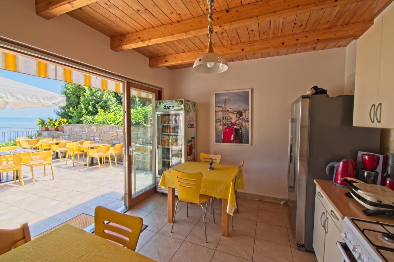 Sea View Guesthouse Opara Piran Bagian luar foto